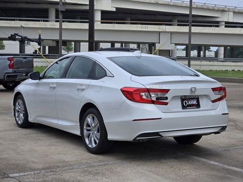 Used 2019 Honda Accord LX image 5