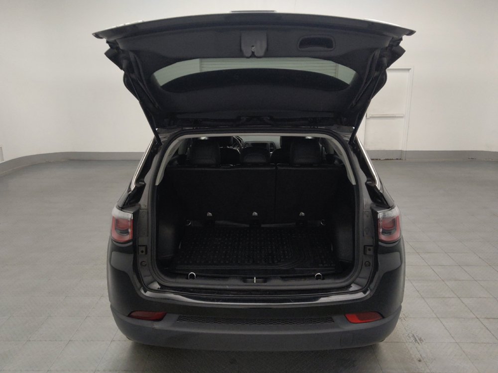Used 2020 Jeep Compass Latitude AWD/4WD image 29