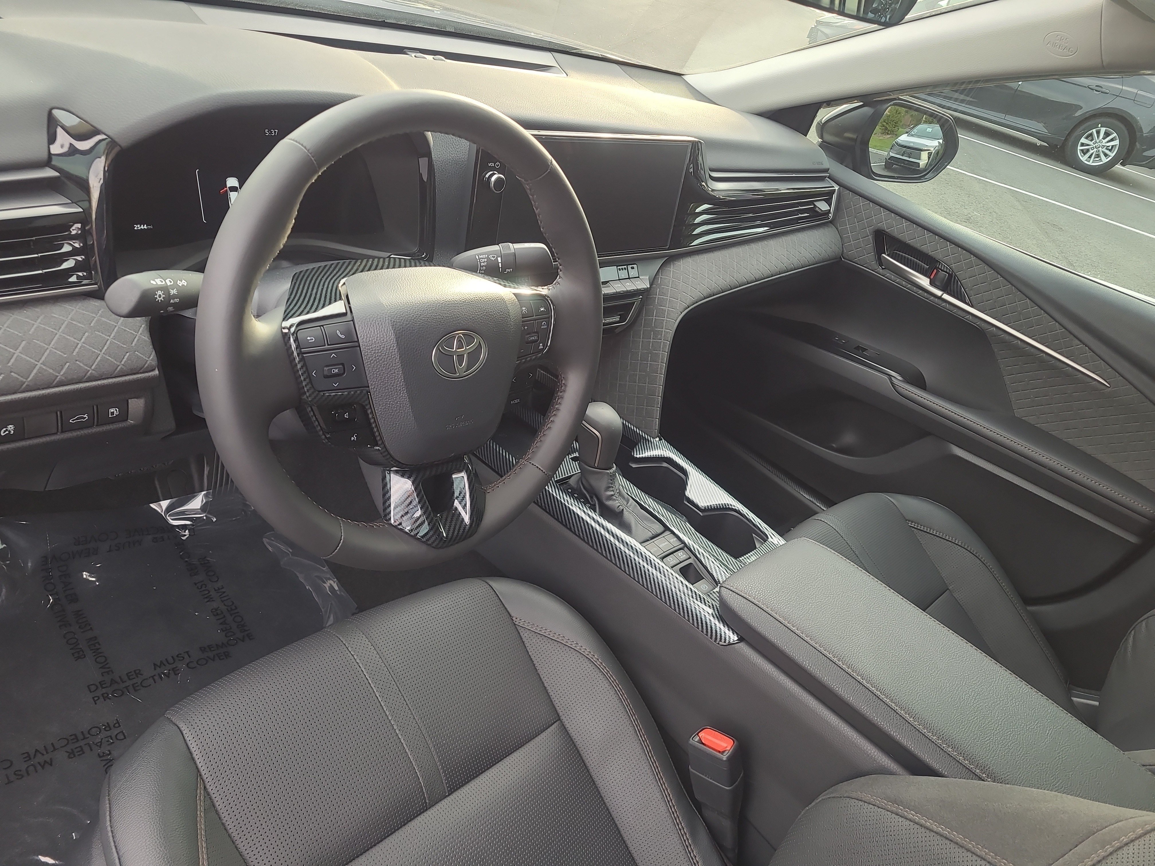 Used 2026 Toyota Camry XLE AWD/4WD image 15