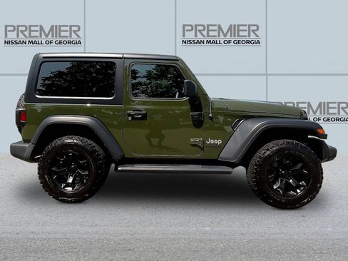 Used 2020 Jeep Wrangler Sport AWD/4WD image 8