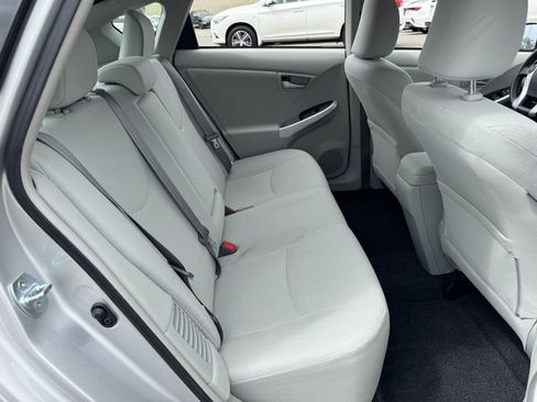 Used 2013 Toyota Prius Two FWD image 16