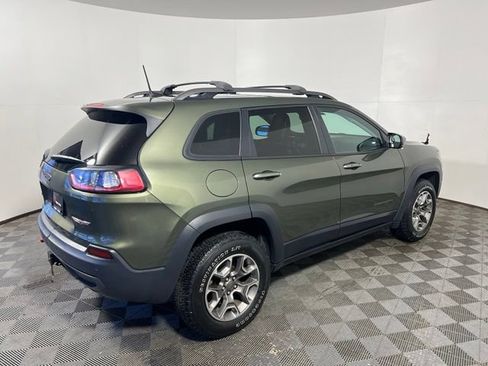 Used 2020 Jeep Cherokee Trailhawk w/ Comfort/Convenience Group AWD/4WD image 9