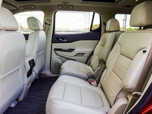 Used 2023 GMC Acadia Denali w/ Denali Ultimate Package image 37