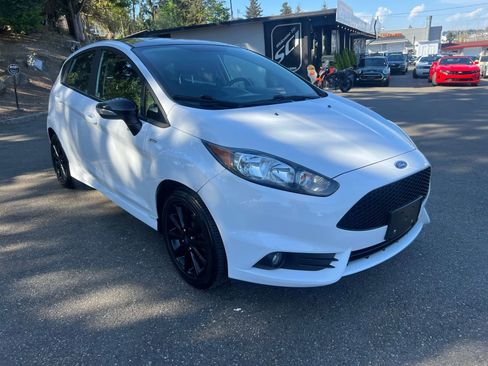 Used 2019 Ford Fiesta ST-Line w/ ST Line Cold Weather Package FWD image 7