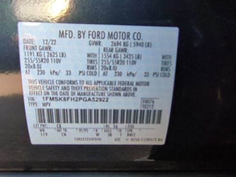 Used 2023 Ford Explorer Limited w/ Equipment Group 301A image 26