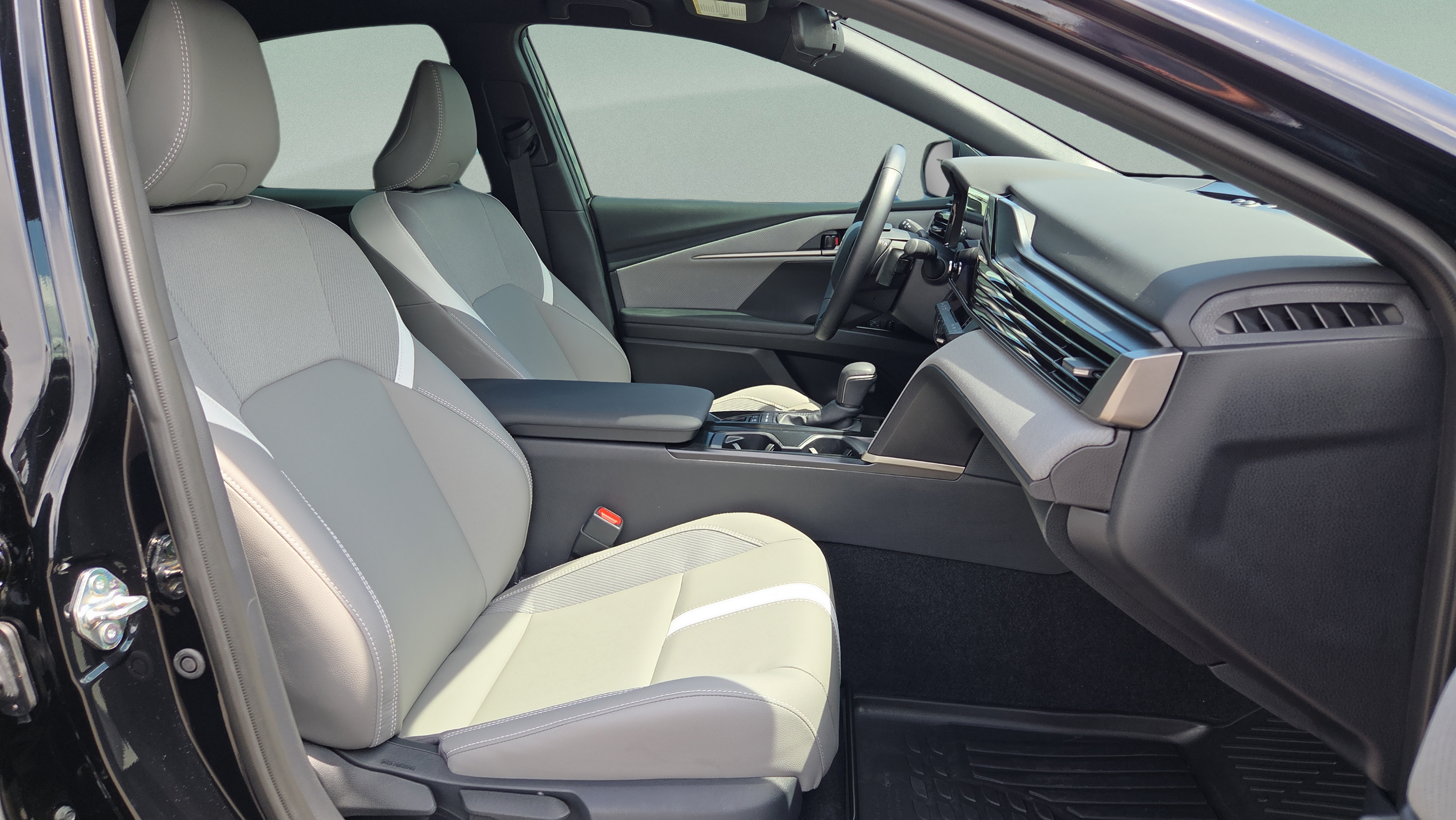 Certified 2026 Toyota Camry SE FWD image 15