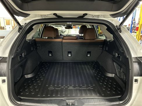 Certified 2025 Subaru Outback Touring XT w/ Tech Package 3 image 27