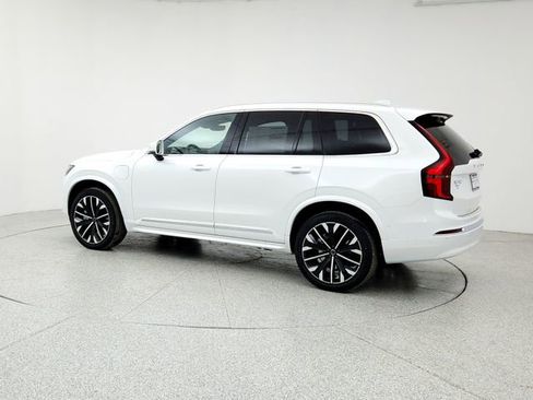 New 2026 Volvo XC90 T8 Plus image 7