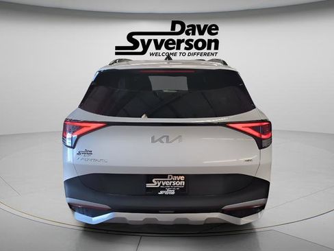 Used 2023 Kia Sportage EX w/ EX Premium Package image 3