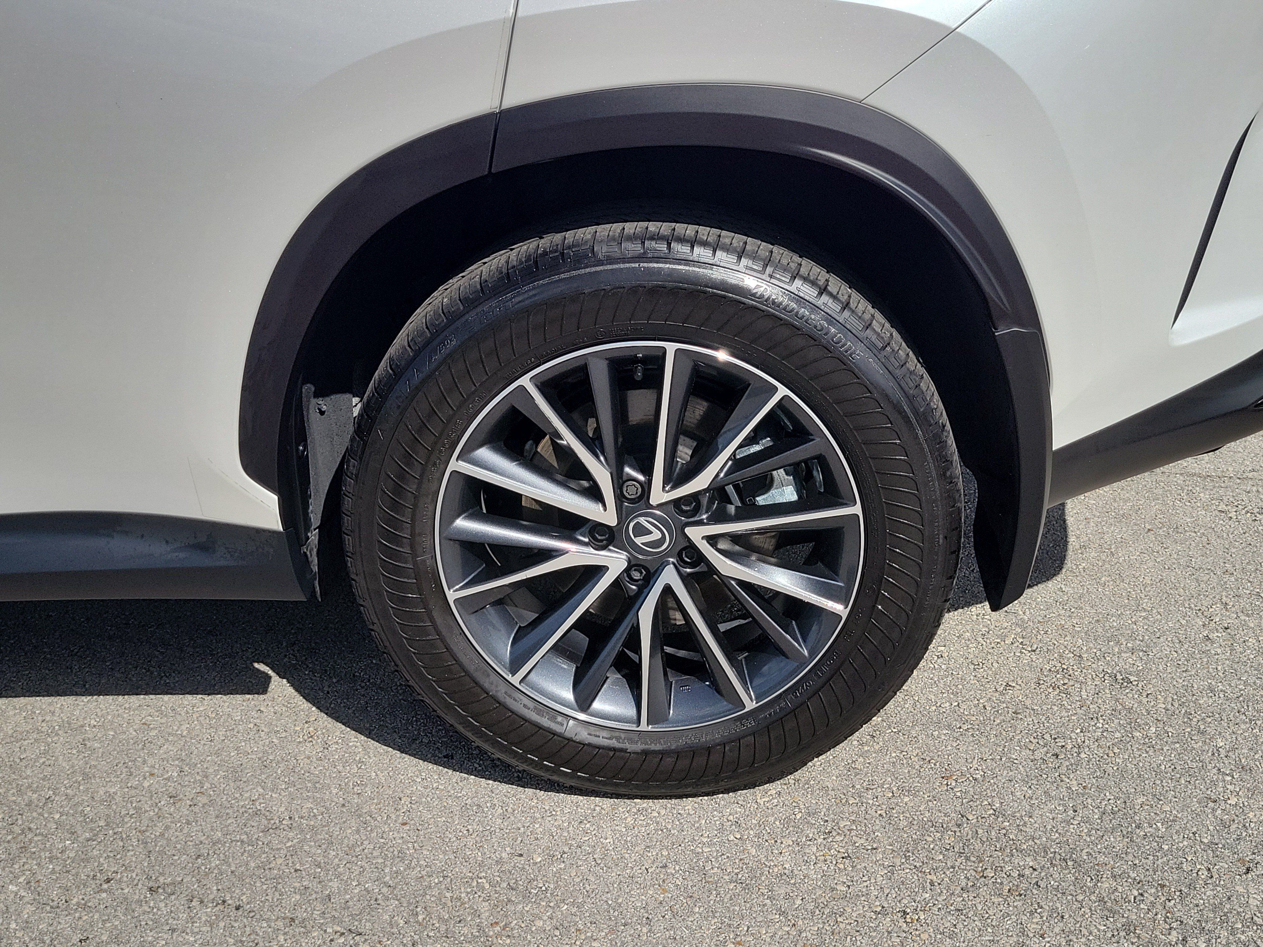 Used 2025 Lexus NX 250 FWD w/ Accessory Package (K3) image 28