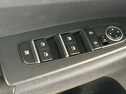 Used 2021 Kia Forte LXS FWD image 13