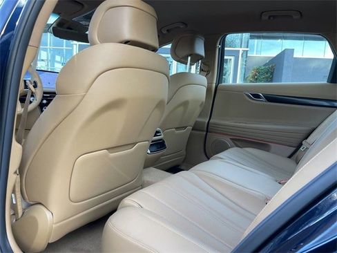 Used 2025 Genesis G80 2.5T image 19