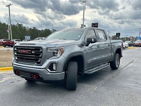 Used 2020 GMC Sierra 1500 AT4 w/ Off-Road Performance Package image 2