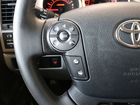 Used 2013 Toyota Sequoia SR5 AWD/4WD image 11