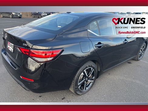 Used 2024 Nissan Sentra SV FWD image 4
