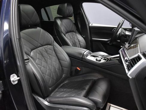 Used 2025 BMW X6 xDrive40i image 14