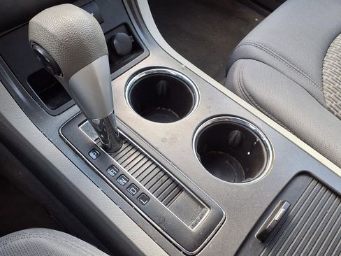 Used 2012 Chevrolet Traverse LS image 18