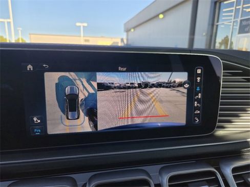 Used 2024 Mercedes-Benz GLS 450 4MATIC image 29