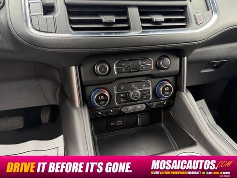 Used 2024 Chevrolet Suburban LT AWD/4WD image 33