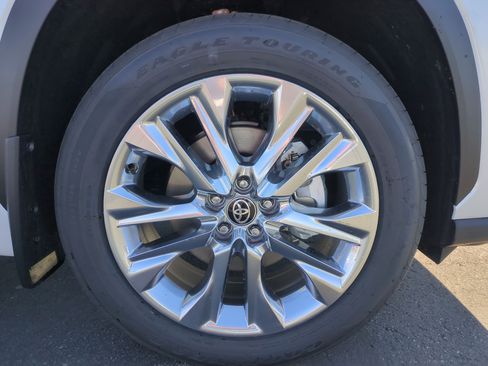 New 2026 Toyota Highlander Limited image 27