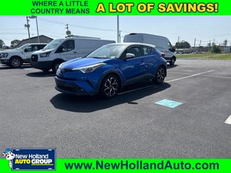 Used 2018 Toyota C-HR XLE FWD video 1