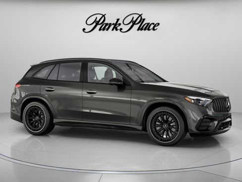 Used 2026 Mercedes-Benz GLC 43 AMG 4MATIC image 30