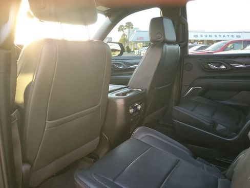 Used 2023 GMC Yukon Denali image 13