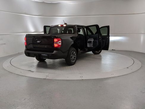 New 2025 Ford Maverick XLT w/ XLT Luxury Package image 9