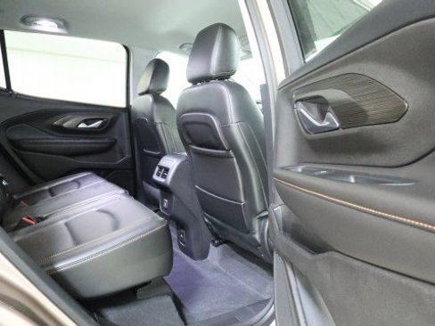 Used 2018 GMC Terrain SLT image 11