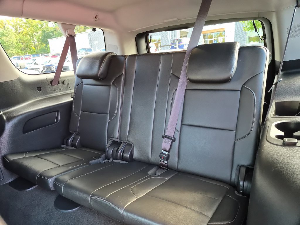 Used 2015 Chevrolet Suburban LT AWD/4WD image 44