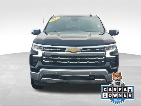 Used 2022 Chevrolet Silverado 1500 LTZ image 2