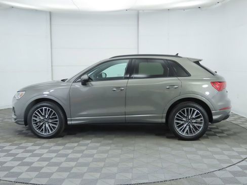 Used 2023 Audi Q3 2.0T Premium w/ Convenience Package image 8