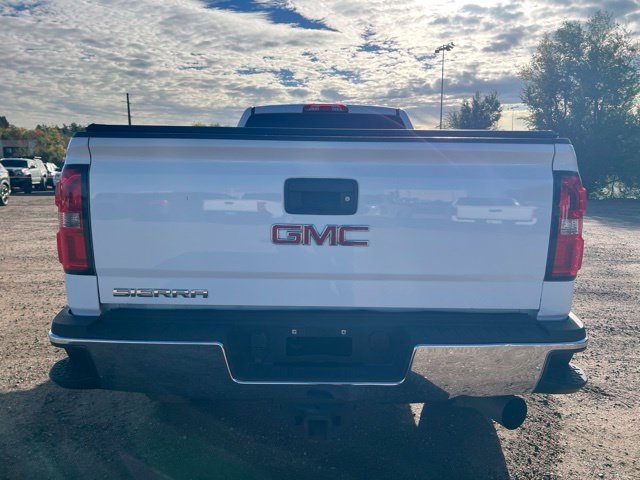 Used 2019 GMC Sierra 2500 4x4 Crew Cab w/ Sierra Convenience Package image 4