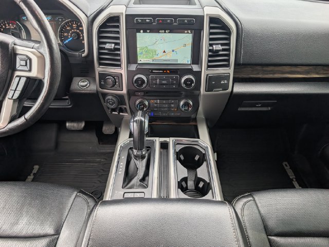 Used 2018 Ford F150 Lariat w/ Equipment Group 502A Luxury AWD/4WD image 9