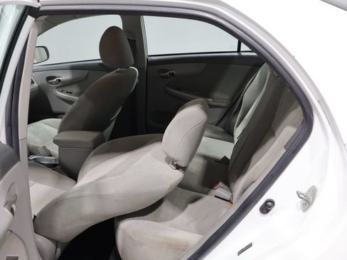 Used 2010 Toyota Corolla LE w/ All Weather Guard Pkg FWD image 17