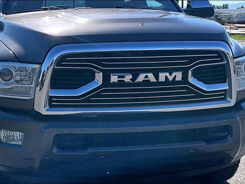 Used 2018 RAM 3500 Laramie Longhorn AWD/4WD image 29