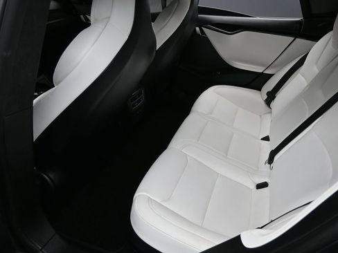 Used 2019 Tesla Model S Performance AWD/4WD image 9