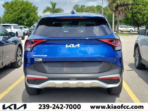 Used 2024 Kia Sportage EX FWD image 10