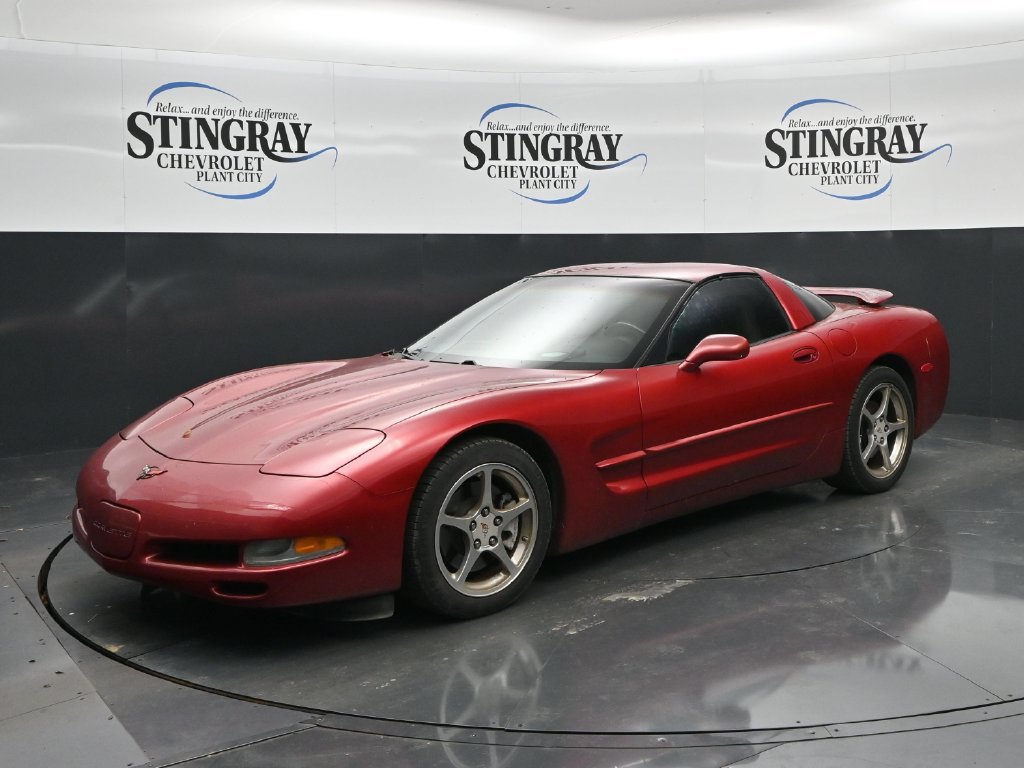 Used 2004 Chevrolet Corvette Coupe w/ Roof Package RWD image 3