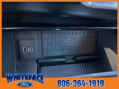 Used 2022 Ford F250 Platinum w/ FX4 Off-Road Package image 32