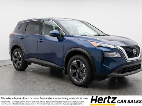 Used 2025 Nissan Rogue SV AWD/4WD image 1