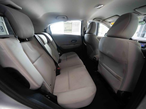 Used 2016 Honda HR-V LX image 25
