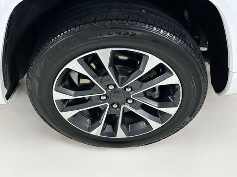 Used 2023 Jeep Grand Cherokee L Overland AWD/4WD image 35