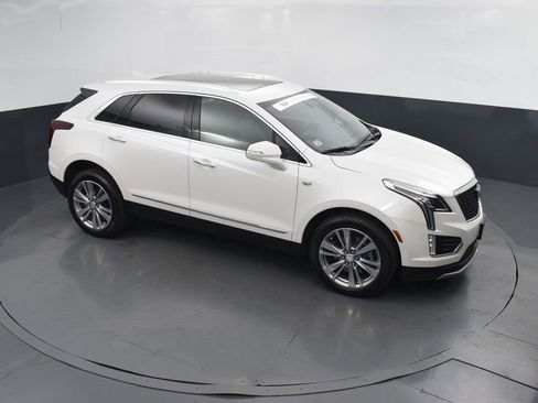 Certified 2024 Cadillac XT5 Premium Luxury w/ LPO, Floor Liner Package image 43