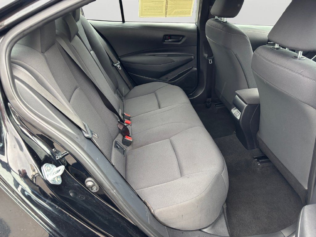 Used 2024 Toyota Corolla LE FWD image 13