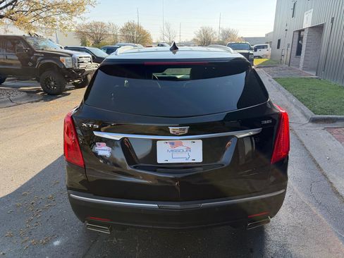 Used 2018 Cadillac XT5 FWD image 4