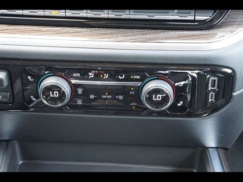 New 2026 Chevrolet Silverado 1500 LT w/ LPO, Dark Essentials Package AWD/4WD image 11