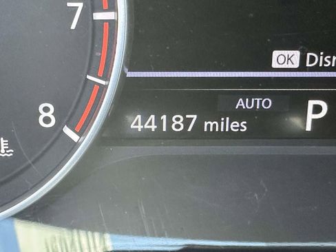 Used 2024 Nissan Rogue SV image 34