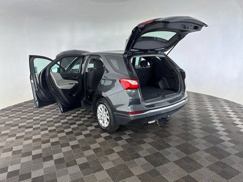 Used 2018 Chevrolet Equinox LS FWD image 18
