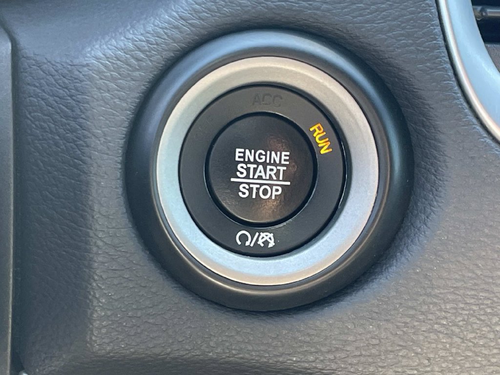 Used 2020 Dodge Durango SXT RWD image 47